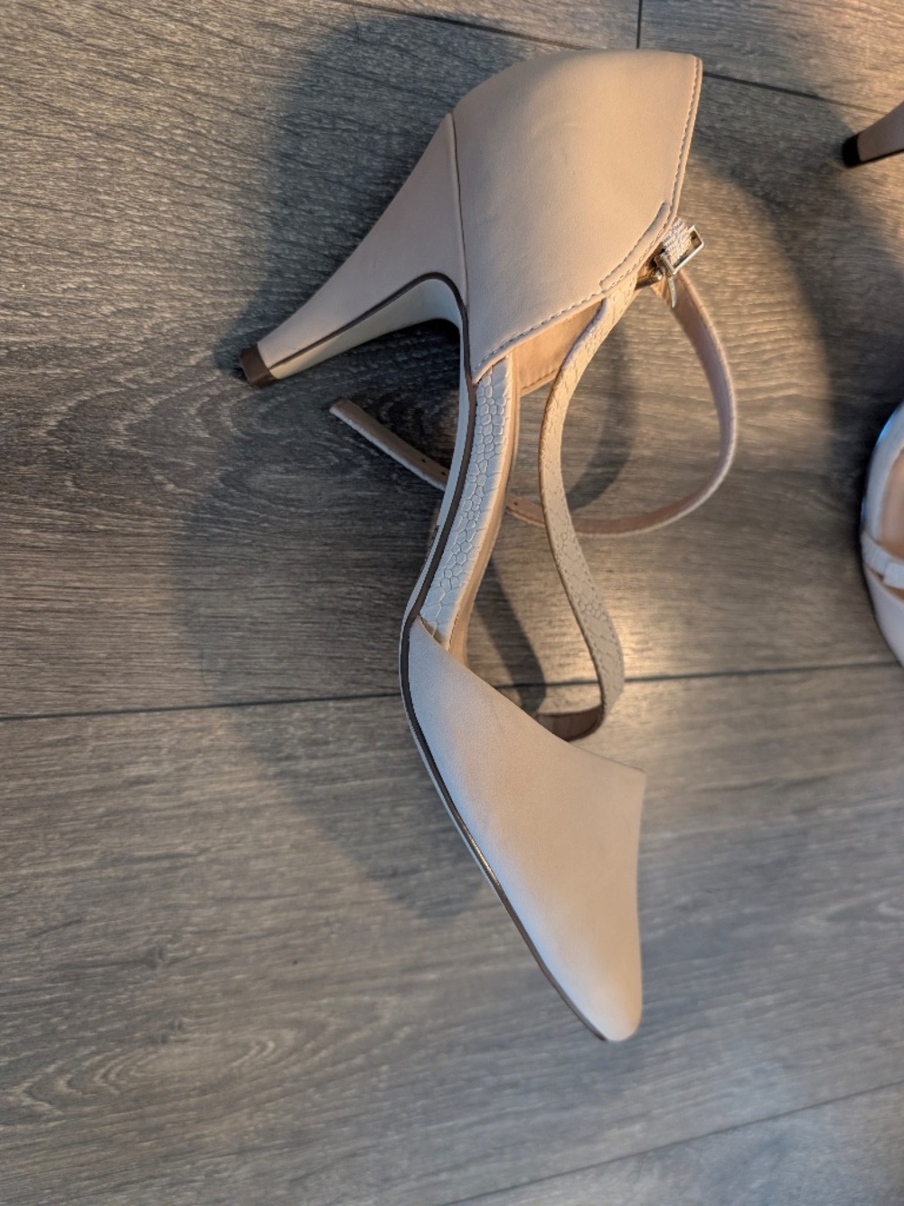 Call it Spring Size 8 Tan Heels - Picture 6 of 6